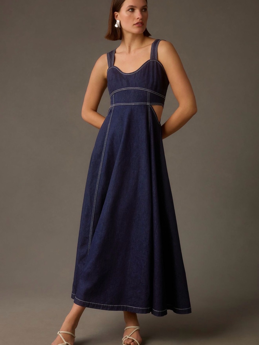 Sleeveless Dark Blue Denim Maxi Dress with Cutout Waist